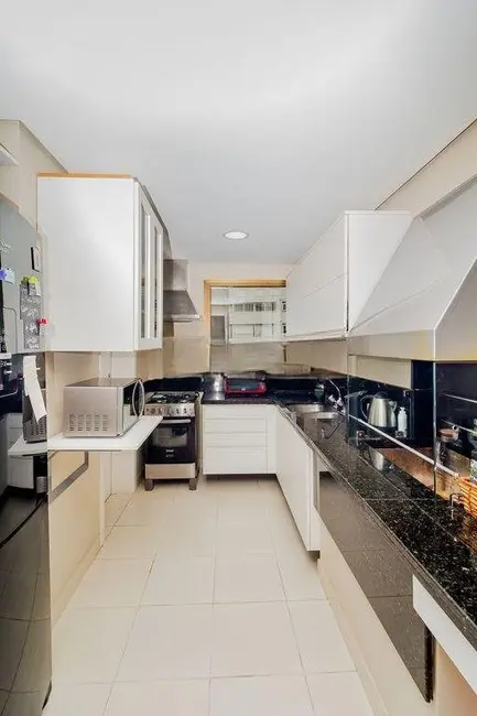 Apartamento com 3 quartos à venda, 106m2 em Bela Vista, Porto Alegre - RS - imagem 5 Foto 5 de Apartamento com 3 quartos à venda, 106m2 em Bela Vista, Porto Alegre - RS