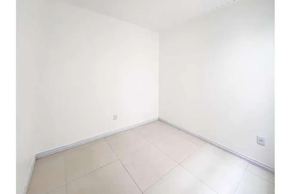 Foto 2 de Casa com 2 quartos à venda, 58m2 em São José, Canoas - RS