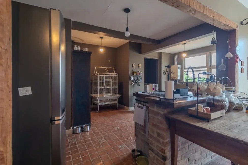 Apartamento com 3 quartos à venda, 191m2 em Moinhos de Vento, Porto Alegre - RS - imagem 9 Foto 9 de Apartamento com 3 quartos à venda, 191m2 em Moinhos de Vento, Porto Alegre - RS