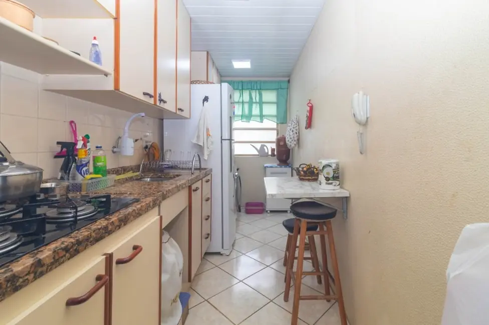 Foto 3 de Apartamento com 2 quartos à venda, 52m2 em Sarandi, Porto Alegre - RS