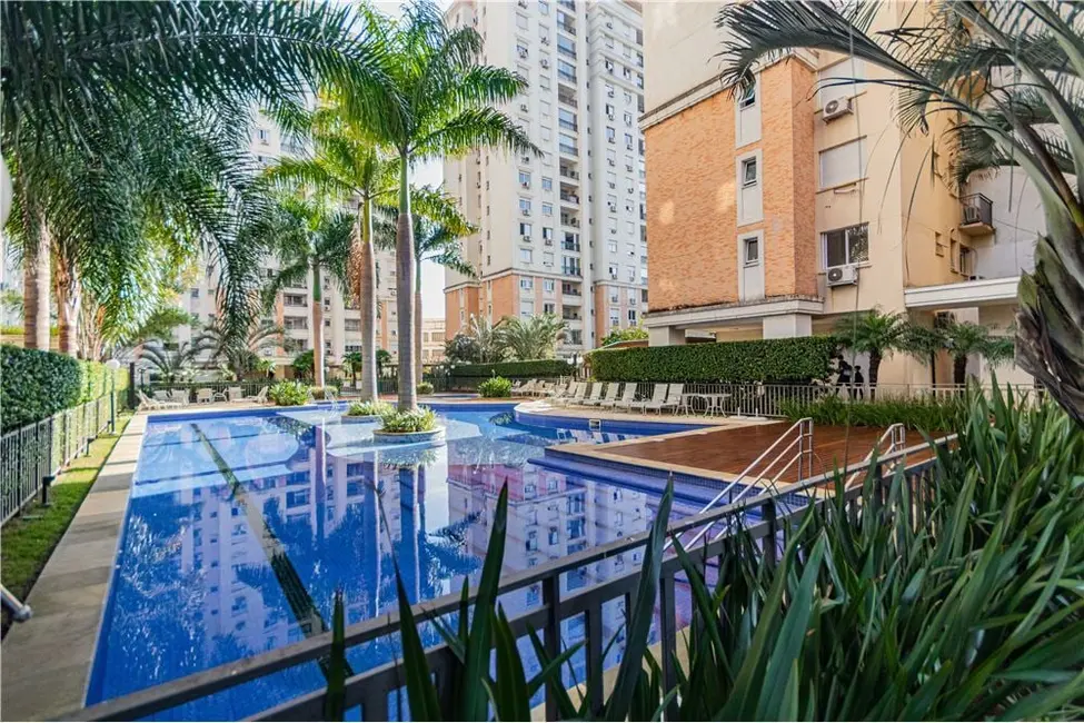 Apartamento com 3 quartos à venda, 82m2 em Passo da Areia, Porto Alegre - RS - imagem 9 Foto 9 de Apartamento com 3 quartos à venda, 82m2 em Passo da Areia, Porto Alegre - RS