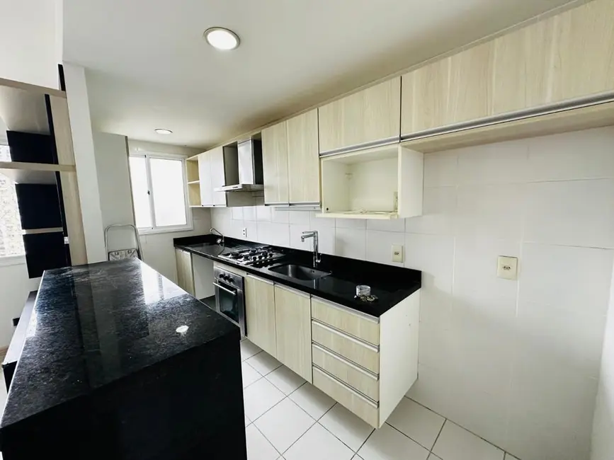 Apartamento com 3 quartos à venda, 67m2 em Vila Ipiranga, Porto Alegre - RS - imagem 3 Foto 3 de Apartamento com 3 quartos à venda, 67m2 em Vila Ipiranga, Porto Alegre - RS