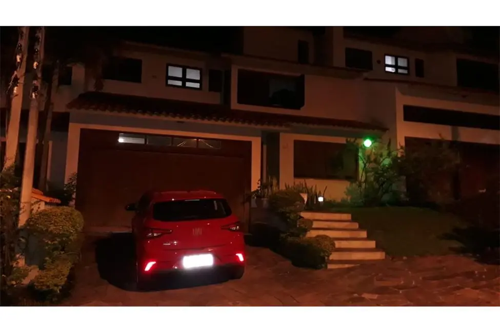 Foto 3 de Casa de Condomínio com 4 quartos à venda, 195m2 em Teresópolis, Porto Alegre - RS