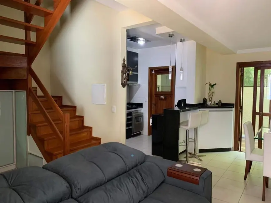 Foto 4 de Casa de Condomínio com 3 quartos à venda, 122m2 em Cristal, Porto Alegre - RS