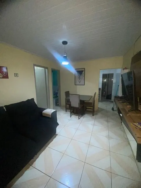 Foto 1 de Casa com 2 quartos à venda, 50m2 em Costa e Silva, Porto Alegre - RS