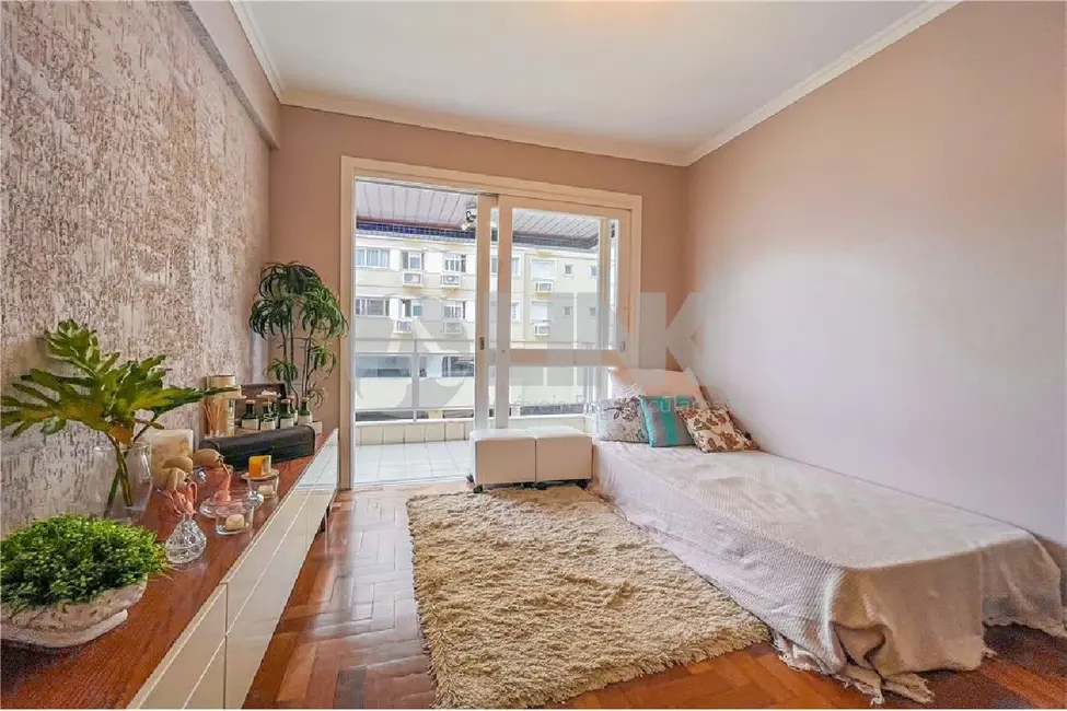 Apartamento com 1 quarto à venda, 56m2 em Passo da Areia, Porto Alegre - RS - imagem 4 Foto 4 de Apartamento com 1 quarto à venda, 56m2 em Passo da Areia, Porto Alegre - RS