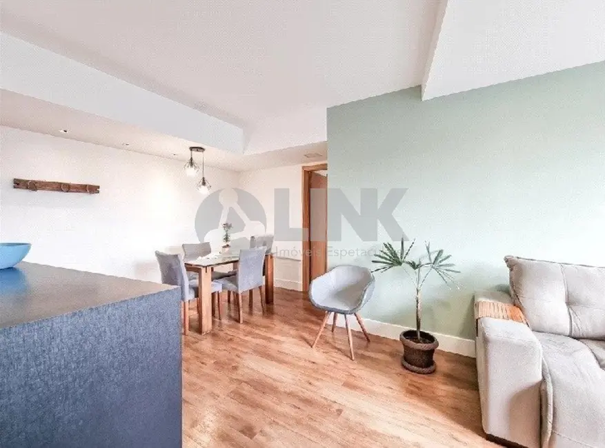 Apartamento com 2 quartos à venda, 68m2 em Menino Deus, Porto Alegre - RS - imagem 4 Foto 4 de Apartamento com 2 quartos à venda, 68m2 em Menino Deus, Porto Alegre - RS