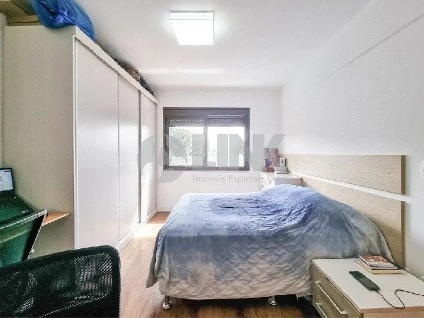 Apartamento com 2 quartos à venda, 68m2 em Menino Deus, Porto Alegre - RS - imagem 6 Foto 6 de Apartamento com 2 quartos à venda, 68m2 em Menino Deus, Porto Alegre - RS