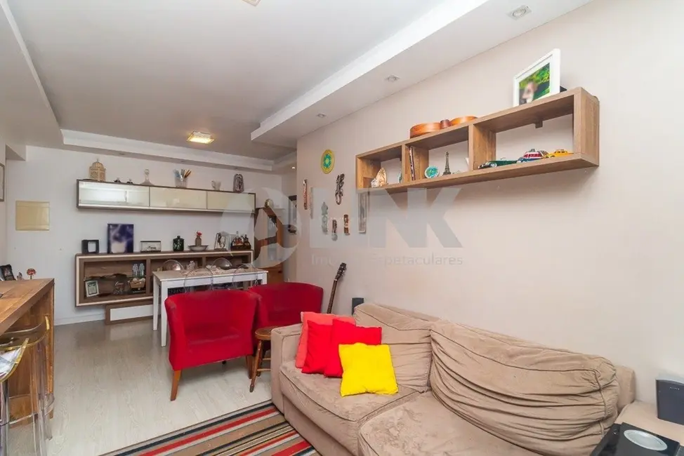 Apartamento com 2 quartos à venda, 68m2 em Menino Deus, Porto Alegre - RS - imagem 3 Foto 3 de Apartamento com 2 quartos à venda, 68m2 em Menino Deus, Porto Alegre - RS