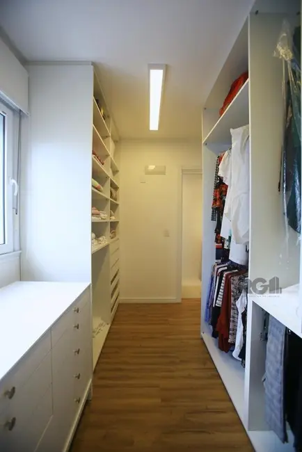 Apartamento com 2 quartos à venda, 67m2 em Menino Deus, Porto Alegre - RS - imagem 9 Foto 9 de Apartamento com 2 quartos à venda, 67m2 em Menino Deus, Porto Alegre - RS