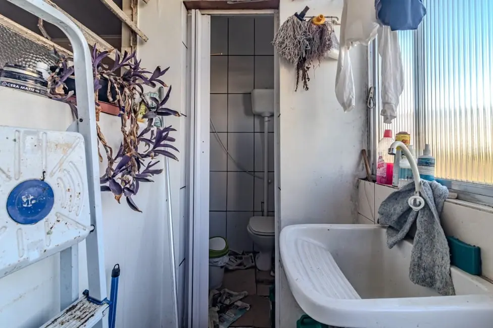 Foto 9 de Apartamento com 3 quartos à venda, 99m2 em Floresta, Porto Alegre - RS