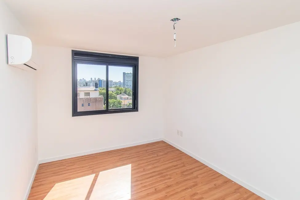 Foto 8 de Apartamento com 1 quarto à venda, 75m2 em Vila João Pessoa, Porto Alegre - RS