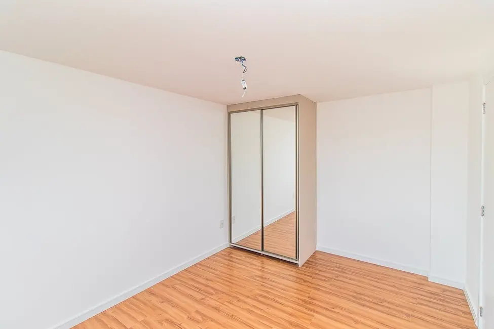 Foto 9 de Apartamento com 1 quarto à venda, 75m2 em Vila João Pessoa, Porto Alegre - RS