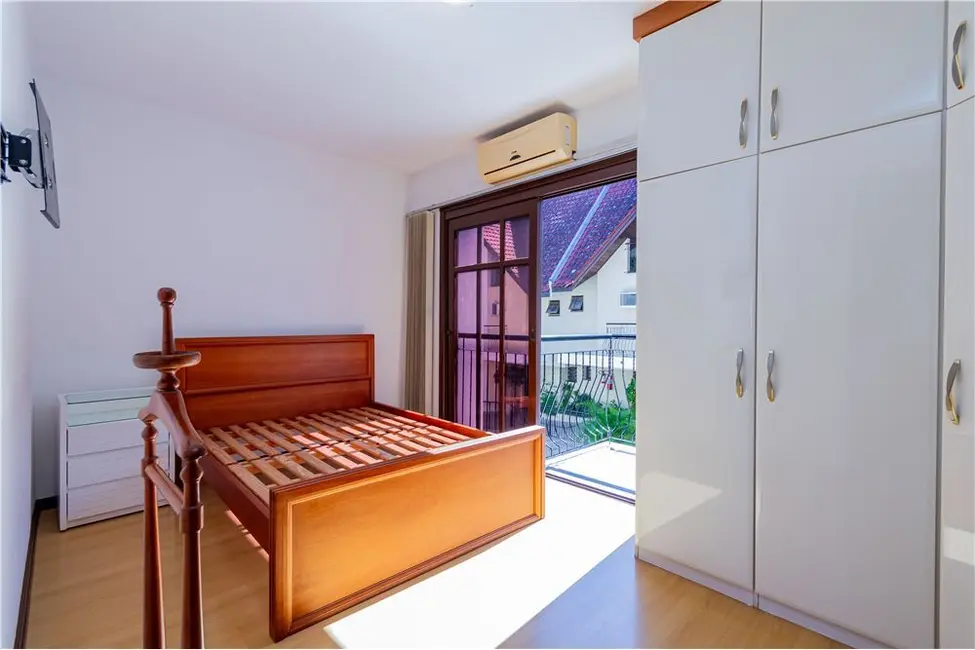 Foto 4 de Casa de Condomínio com 4 quartos à venda, 180m2 em Tristeza, Porto Alegre - RS