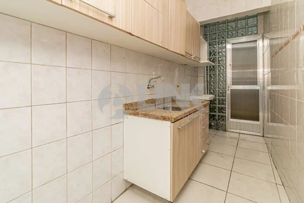 Foto 9 de Apartamento com 2 quartos à venda, 67m2 em Santana, Porto Alegre - RS