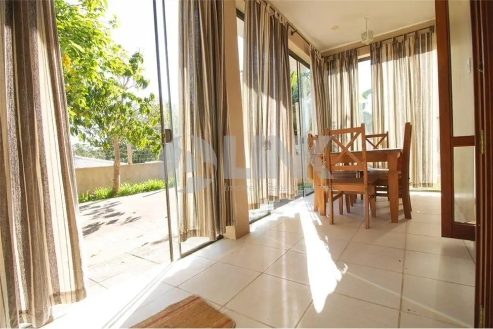 Foto 9 de Casa de Condomínio com 2 quartos à venda, 80m2 em Agronomia, Porto Alegre - RS