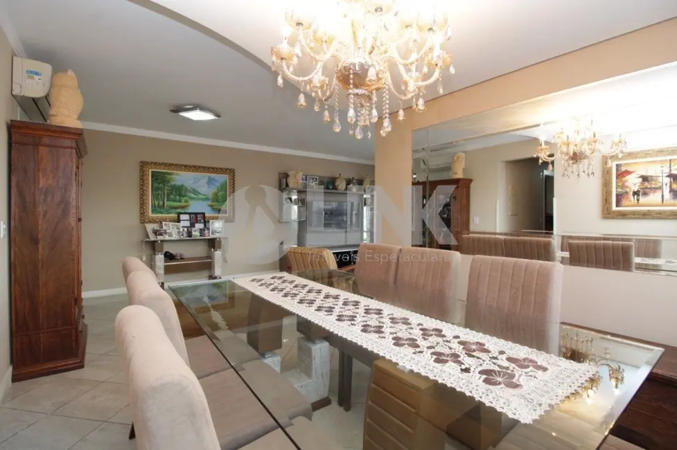 Foto 5 de Apartamento com 3 quartos à venda, 138m2 em Jardim Lindóia, Porto Alegre - RS