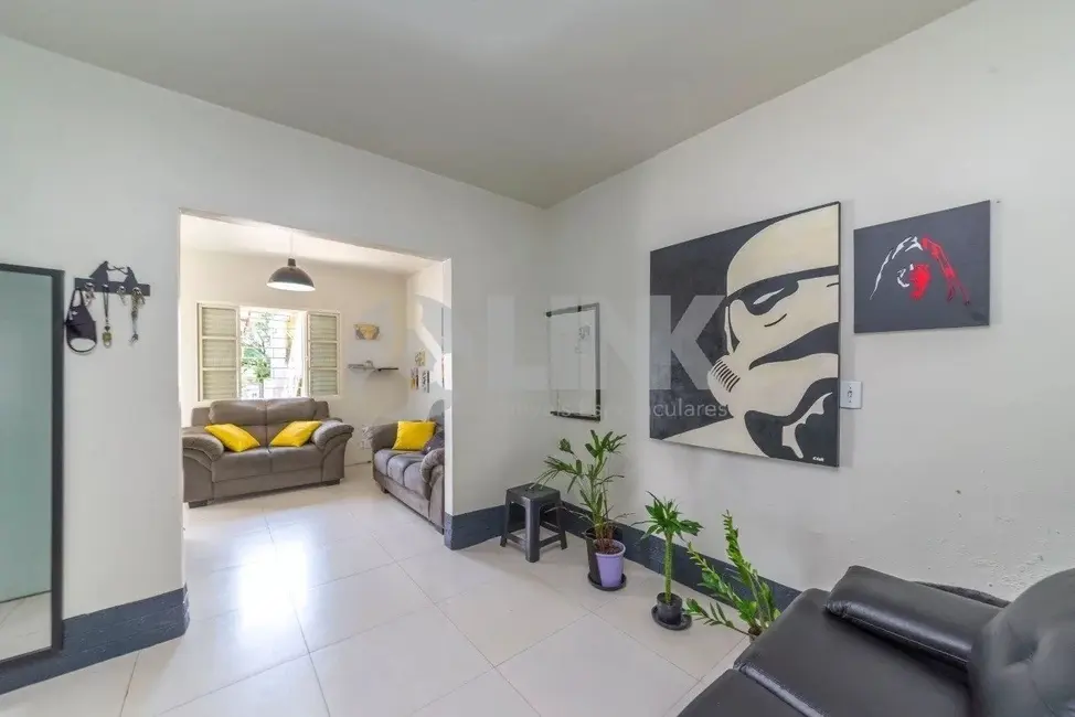 Foto 9 de Casa com 3 quartos à venda, 250m2 em Vila Jardim, Porto Alegre - RS