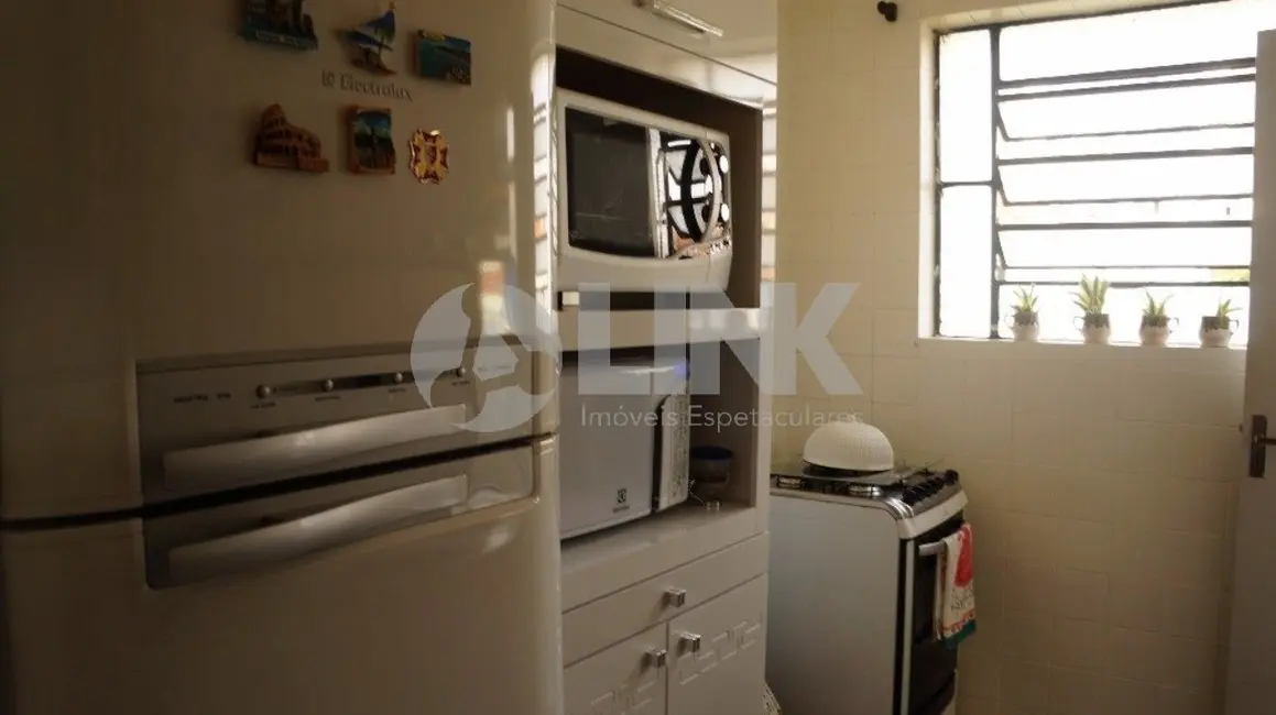 Apartamento com 2 quartos à venda, 58m2 em Vila Ipiranga, Porto Alegre - RS - imagem 4 Foto 4 de Apartamento com 2 quartos à venda, 58m2 em Vila Ipiranga, Porto Alegre - RS