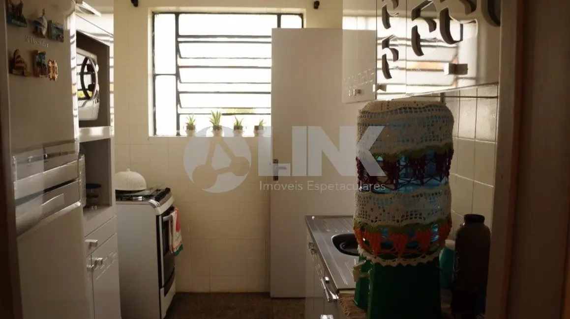 Apartamento com 2 quartos à venda, 58m2 em Vila Ipiranga, Porto Alegre - RS - imagem 5 Foto 5 de Apartamento com 2 quartos à venda, 58m2 em Vila Ipiranga, Porto Alegre - RS