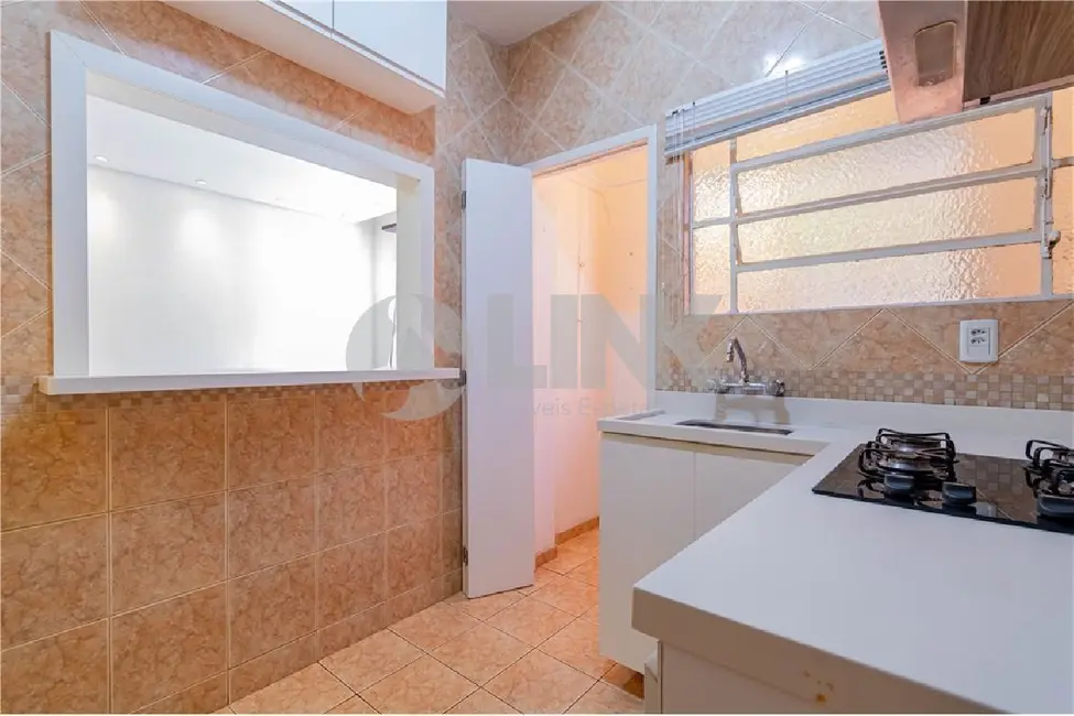Apartamento com 1 quarto à venda, 42m2 em Menino Deus, Porto Alegre - RS - imagem 4 Foto 4 de Apartamento com 1 quarto à venda, 42m2 em Menino Deus, Porto Alegre - RS