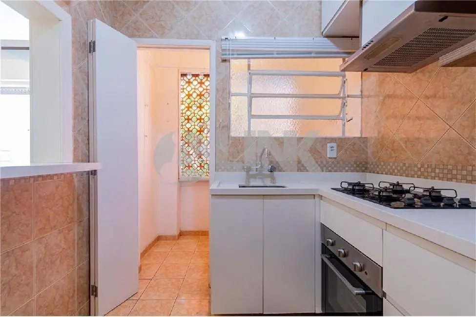 Apartamento com 1 quarto à venda, 42m2 em Menino Deus, Porto Alegre - RS - imagem 5 Foto 5 de Apartamento com 1 quarto à venda, 42m2 em Menino Deus, Porto Alegre - RS