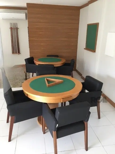 Apartamento com 2 quartos à venda, 75m2 em Passo da Areia, Porto Alegre - RS - imagem 6 Foto 6 de Apartamento com 2 quartos à venda, 75m2 em Passo da Areia, Porto Alegre - RS