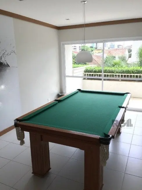 Apartamento com 2 quartos à venda, 75m2 em Passo da Areia, Porto Alegre - RS - imagem 5 Foto 5 de Apartamento com 2 quartos à venda, 75m2 em Passo da Areia, Porto Alegre - RS