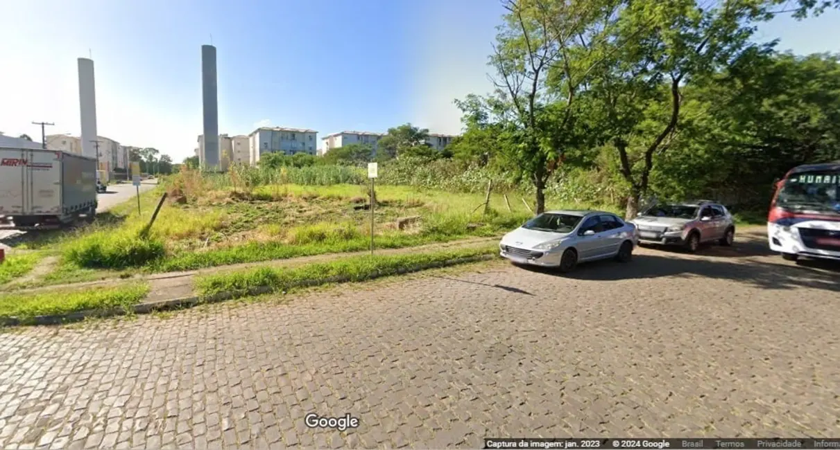 Foto 1 de Terreno / Lote à venda em Humaitá, Porto Alegre - RS
