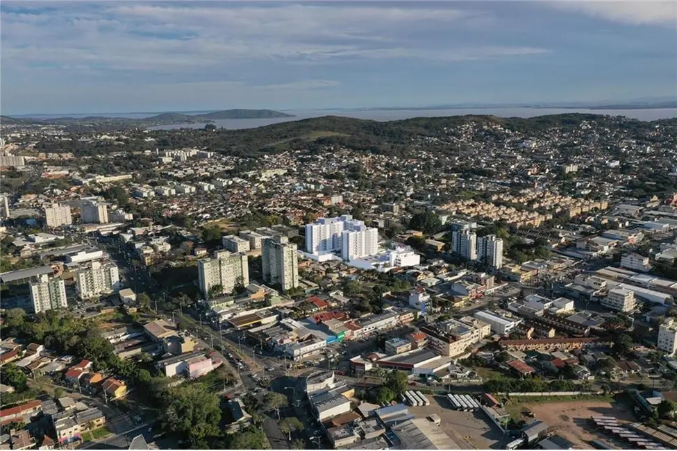 Foto 1 de Apartamento com 2 quartos à venda, 55m2 em Camaquã, Porto Alegre - RS