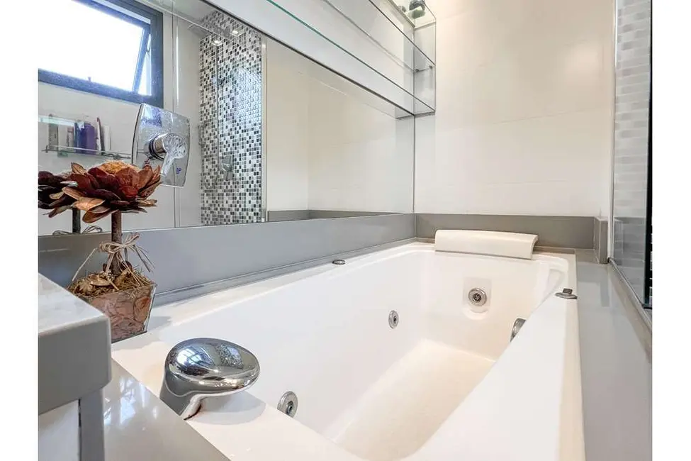 Apartamento com 3 quartos à venda, 166m2 em Centro, Canoas - RS - imagem 8 Foto 8 de Apartamento com 3 quartos à venda, 166m2 em Centro, Canoas - RS