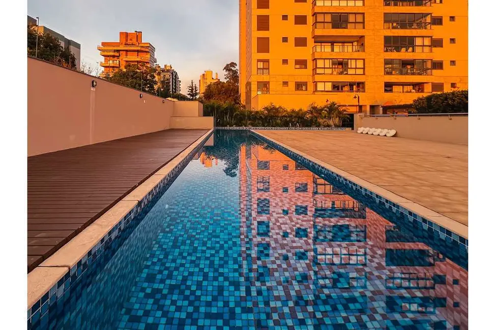 Apartamento com 3 quartos à venda, 166m2 em Centro, Canoas - RS - imagem 3 Foto 3 de Apartamento com 3 quartos à venda, 166m2 em Centro, Canoas - RS
