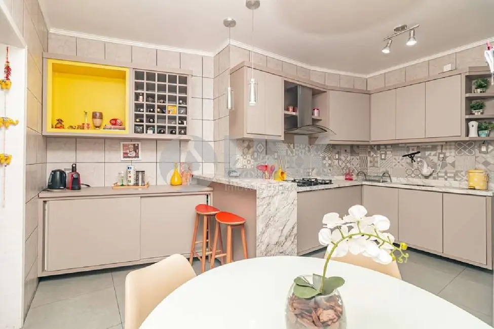 Foto 7 de Apartamento com 3 quartos à venda, 106m2 em Petrópolis, Porto Alegre - RS