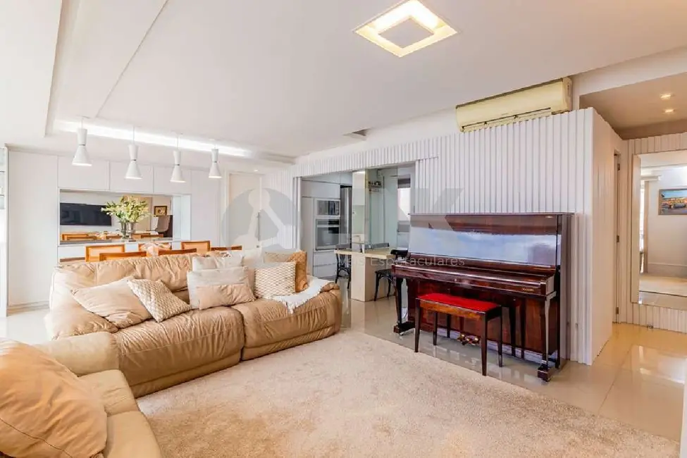 Foto 2 de Apartamento com 3 quartos à venda, 125m2 em Jardim Europa, Porto Alegre - RS