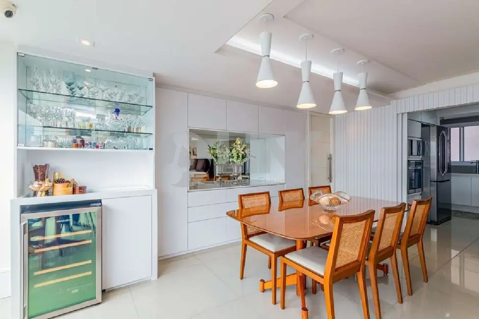 Foto 9 de Apartamento com 3 quartos à venda, 125m2 em Jardim Europa, Porto Alegre - RS