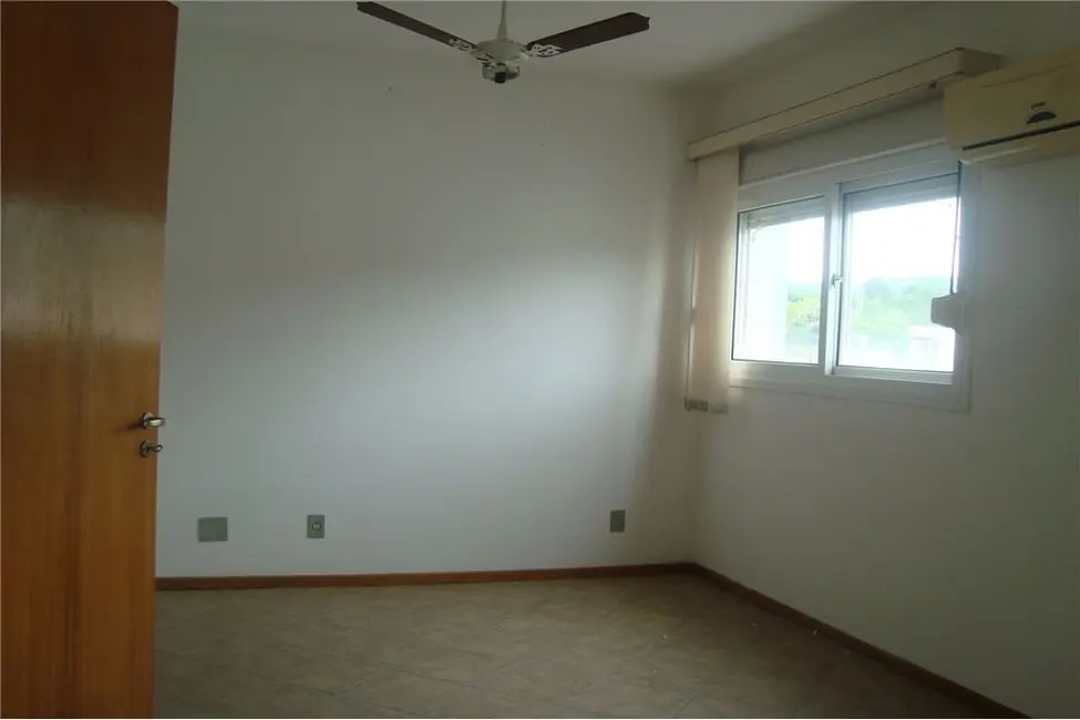 Foto 3 de Apartamento com 2 quartos à venda, 69m2 em Ipanema, Porto Alegre - RS