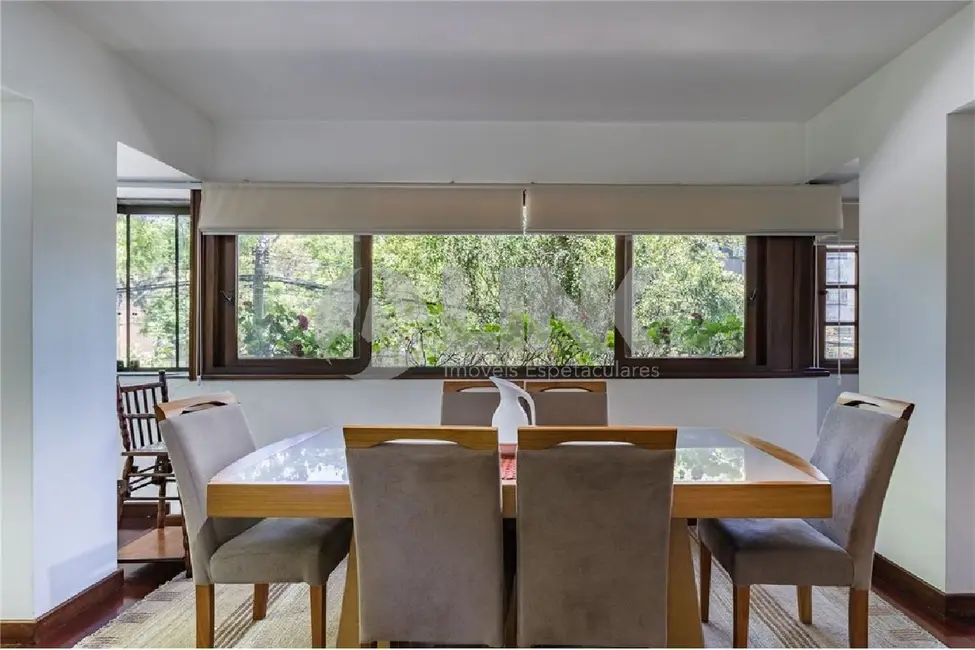 Apartamento com 3 quartos à venda, 258m2 em Mont Serrat, Porto Alegre - RS - imagem 7 Foto 7 de Apartamento com 3 quartos à venda, 258m2 em Mont Serrat, Porto Alegre - RS