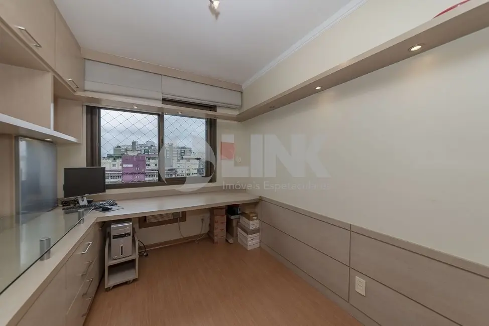 Apartamento com 3 quartos à venda, 86m2 em Praia de Belas, Porto Alegre - RS - imagem 9 Foto 9 de Apartamento com 3 quartos à venda, 86m2 em Praia de Belas, Porto Alegre - RS