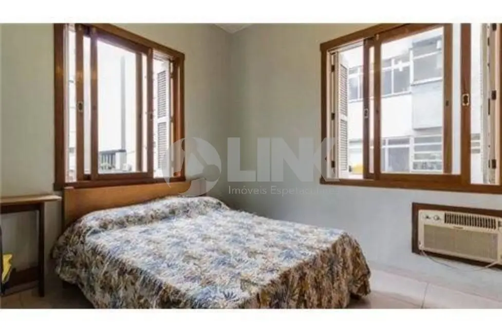 Apartamento com 3 quartos à venda, 150m2 em Farroupilha, Porto Alegre - RS - imagem 9 Foto 9 de Apartamento com 3 quartos à venda, 150m2 em Farroupilha, Porto Alegre - RS