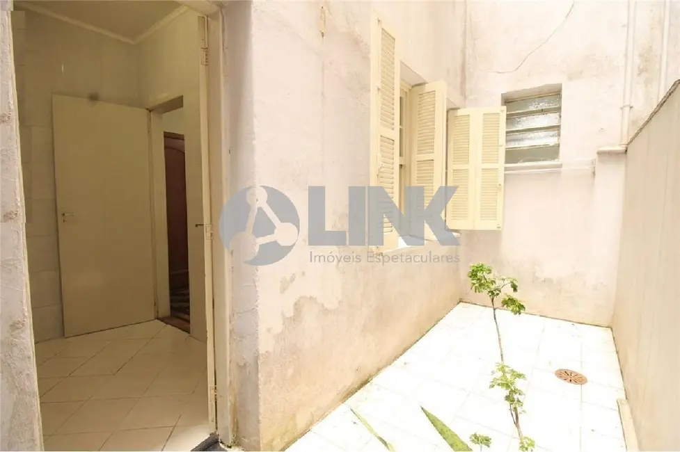 Apartamento com 1 quarto à venda, 45m2 em Centro Histórico, Porto Alegre - RS - imagem 3 Foto 3 de Apartamento com 1 quarto à venda, 45m2 em Centro Histórico, Porto Alegre - RS