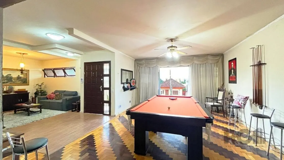 Casa com 3 quartos à venda, 276m2 em Santa Tereza, Porto Alegre - RS - imagem 5 Foto 5 de Casa com 3 quartos à venda, 276m2 em Santa Tereza, Porto Alegre - RS