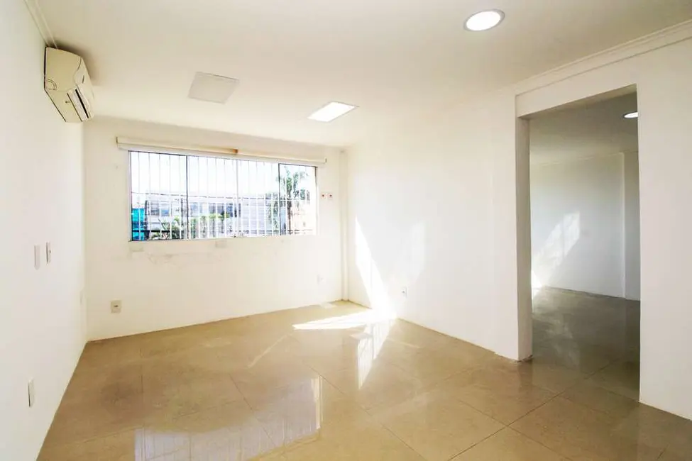 Foto 9 de Sala Comercial à venda, 40m2 em Vila Ipiranga, Porto Alegre - RS
