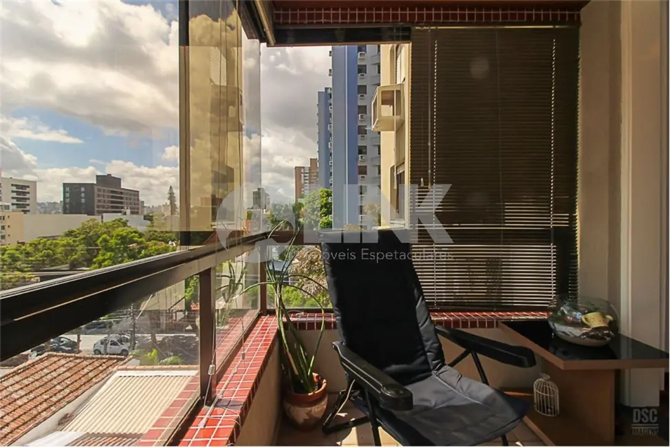 Apartamento com 3 quartos à venda, 102m2 em Menino Deus, Porto Alegre - RS - imagem 7 Foto 7 de Apartamento com 3 quartos à venda, 102m2 em Menino Deus, Porto Alegre - RS