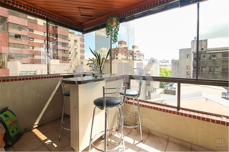Apartamento com 3 quartos à venda, 102m2 em Menino Deus, Porto Alegre - RS - imagem 5 Foto 5 de Apartamento com 3 quartos à venda, 102m2 em Menino Deus, Porto Alegre - RS