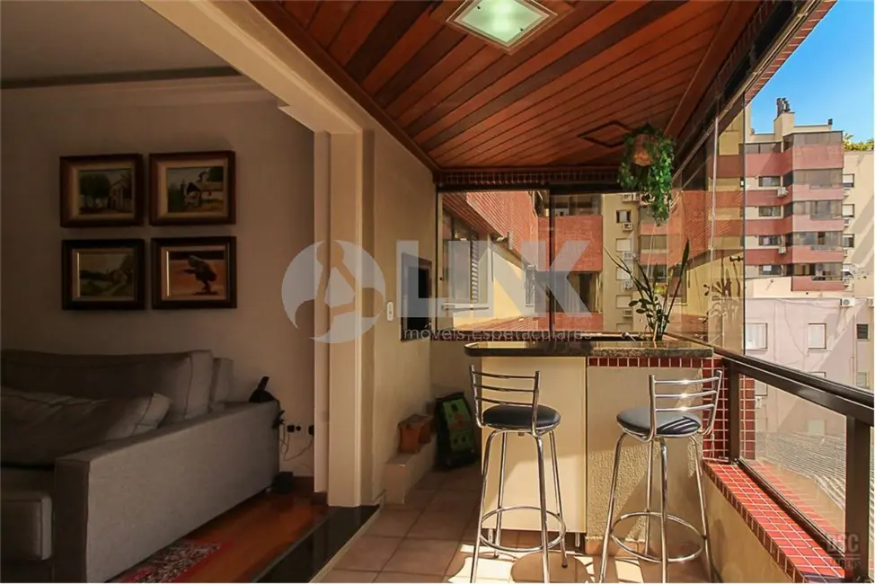 Apartamento com 3 quartos à venda, 102m2 em Menino Deus, Porto Alegre - RS - imagem 4 Foto 4 de Apartamento com 3 quartos à venda, 102m2 em Menino Deus, Porto Alegre - RS