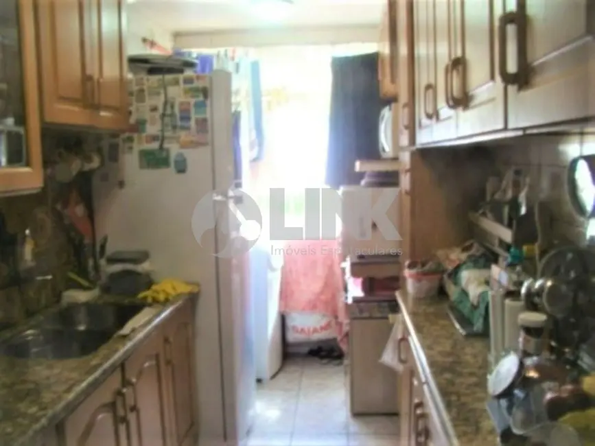 Apartamento com 1 quarto à venda, 47m2 em Vila Ipiranga, Porto Alegre - RS - imagem 4 Foto 4 de Apartamento com 1 quarto à venda, 47m2 em Vila Ipiranga, Porto Alegre - RS