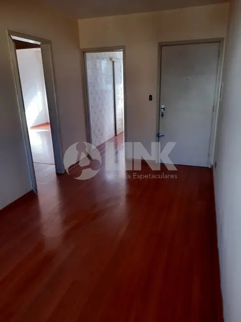 Apartamento com 2 quartos à venda, 51m2 em Passo da Areia, Porto Alegre - RS - imagem 7 Foto 7 de Apartamento com 2 quartos à venda, 51m2 em Passo da Areia, Porto Alegre - RS