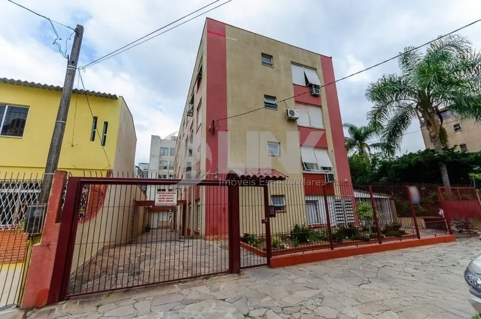 Foto 1 de Apartamento com 2 quartos à venda, 51m2 em Passo da Areia, Porto Alegre - RS