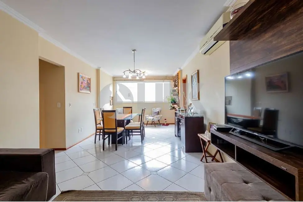 Foto 2 de Apartamento com 3 quartos à venda, 106m2 em Jardim Botânico, Porto Alegre - RS