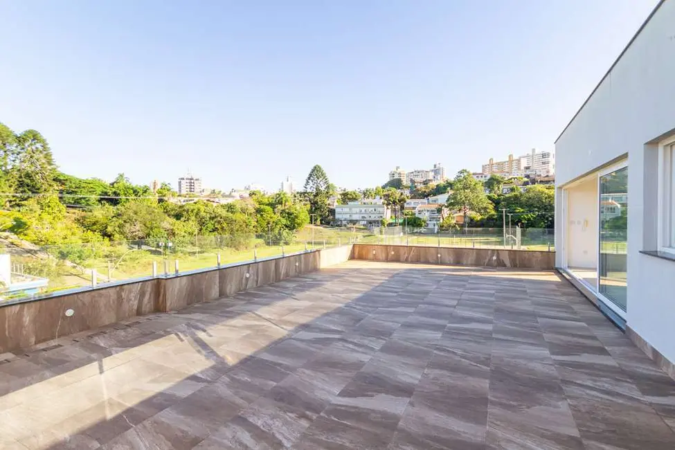 Foto 3 de Casa com 6 quartos à venda, 800m2 em Três Figueiras, Porto Alegre - RS
